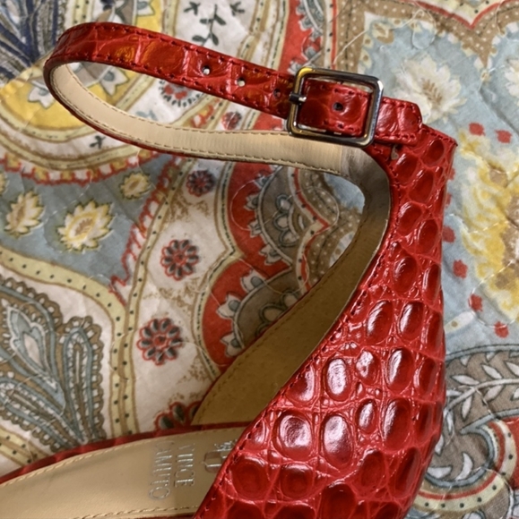 Vince Camuto Sathina Heels - Picture 12 of 12